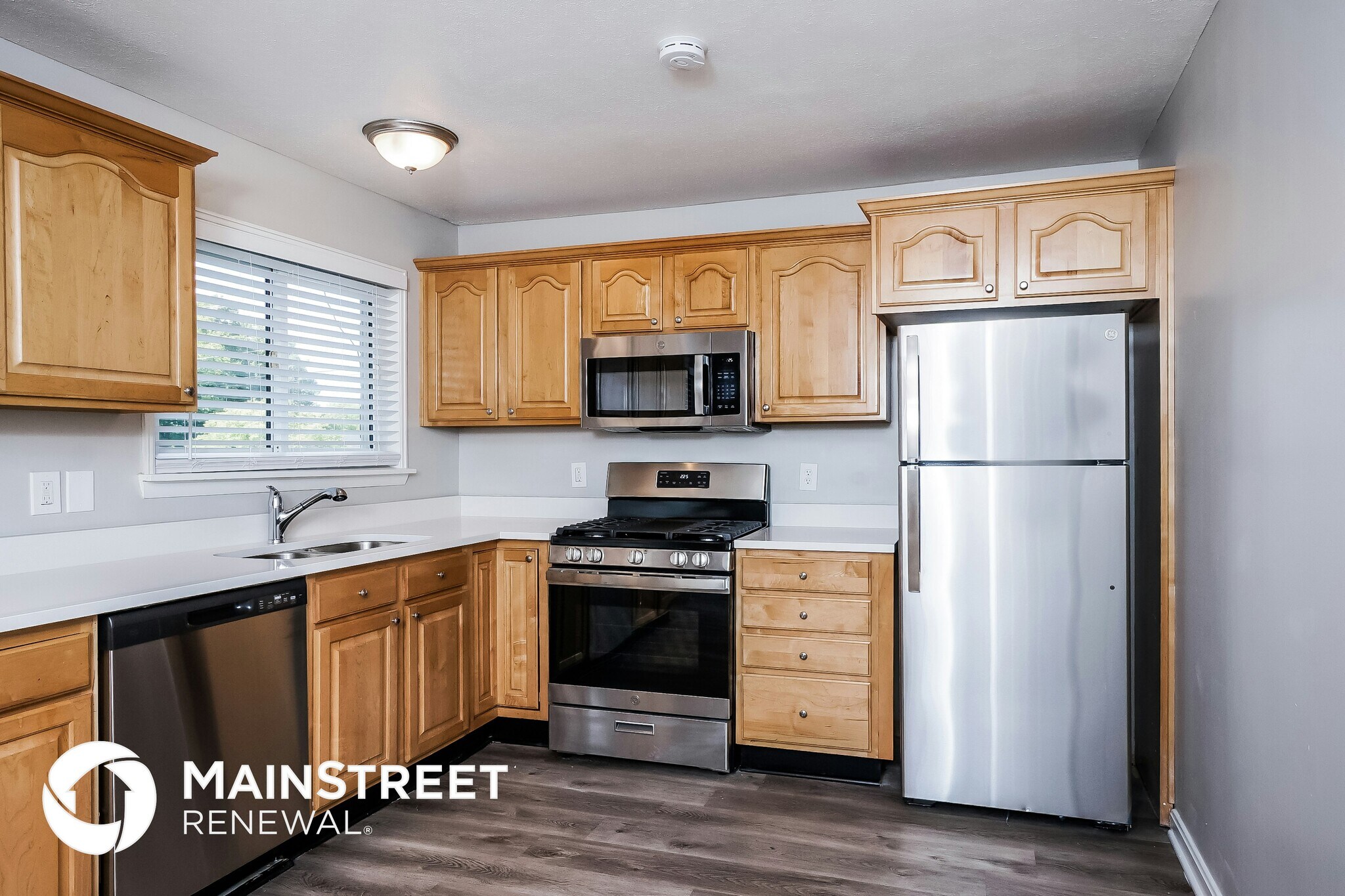 Building Photo - 3600 Ember Cir