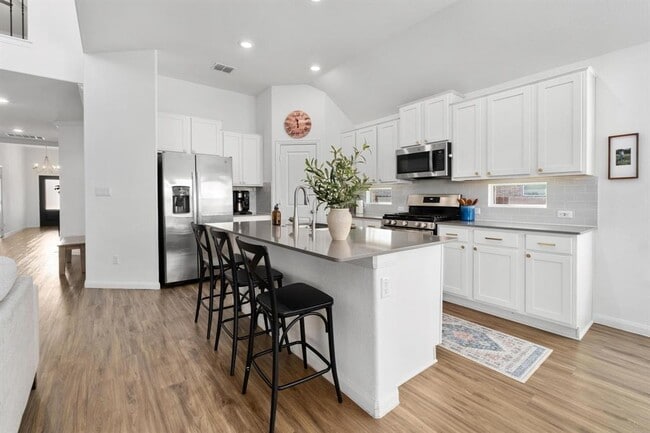 Building Photo - 310 Garcitas Cove