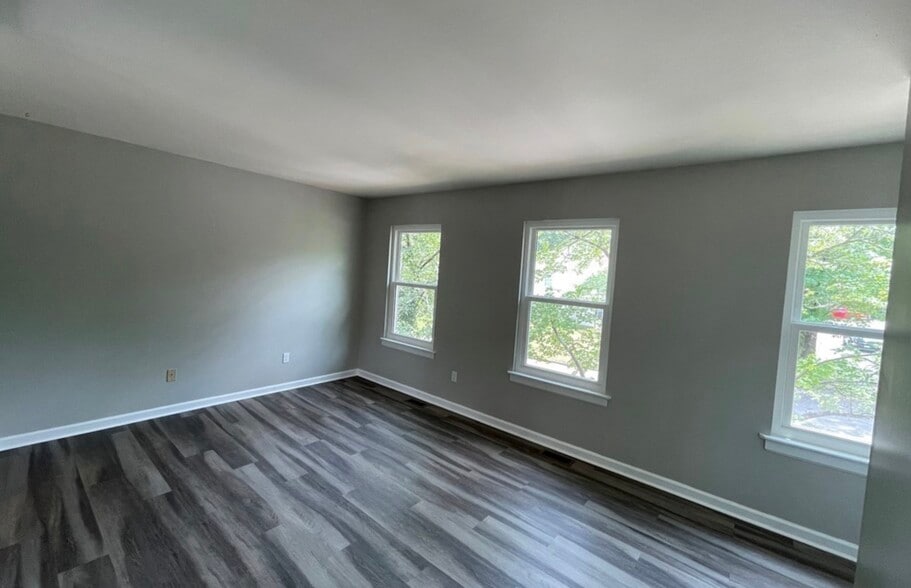 Building Photo - 911 Grayfox Cir