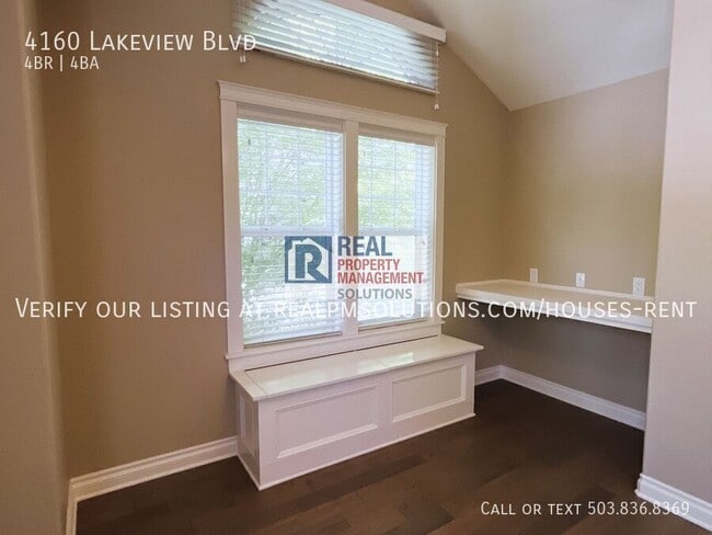 Building Photo - 4160 Lakeview Blvd