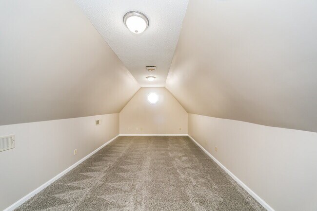 Building Photo - 760 Overcup Oaks Cove