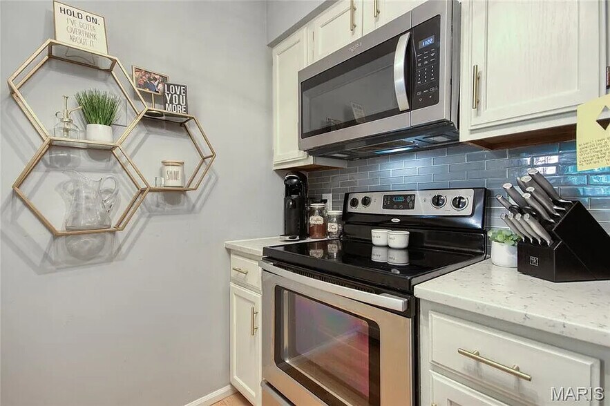 Building Photo - 15668 Quail Meadows Dr
