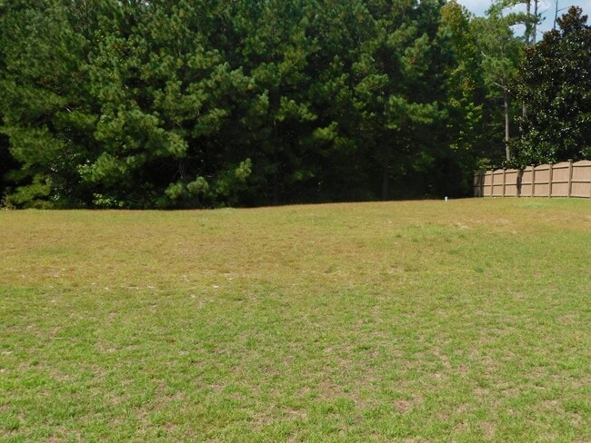 Building Photo - 123 Hackamore Ln