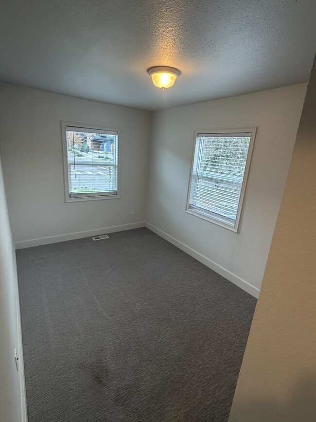 Building Photo - 7511 37th St W