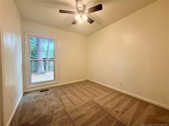 Building Photo - 1009 Louisburg Pl