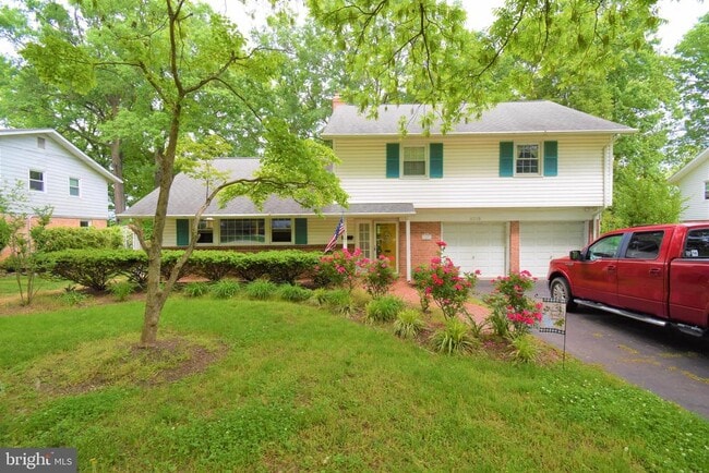 Building Photo - 8519 Wagon Wheel Rd