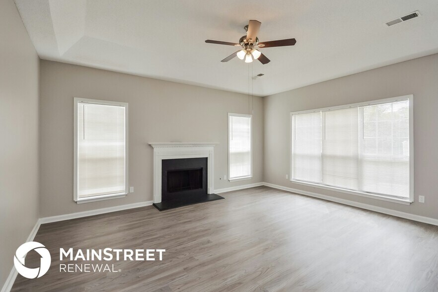 Building Photo - 1149 Berryhill Dr