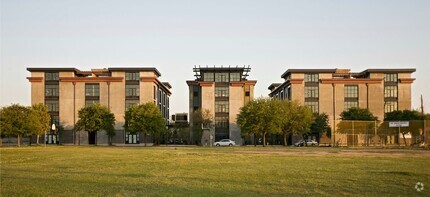 Building Photo - COOL BLOW has an open rental!