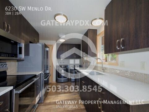 Building Photo - 6230 SW Menlo Dr