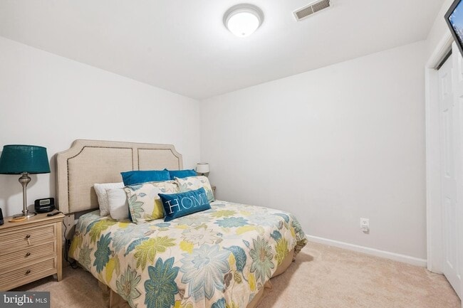 Building Photo - 2610 Grayton Ln