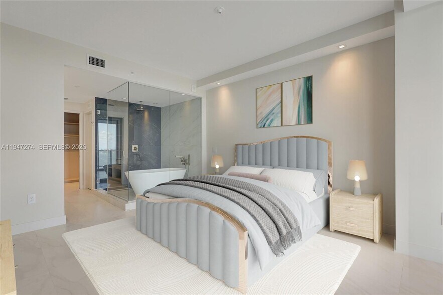 Building Photo - 700 NE 24th St