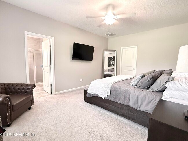 Building Photo - 1676 Enclave Rd