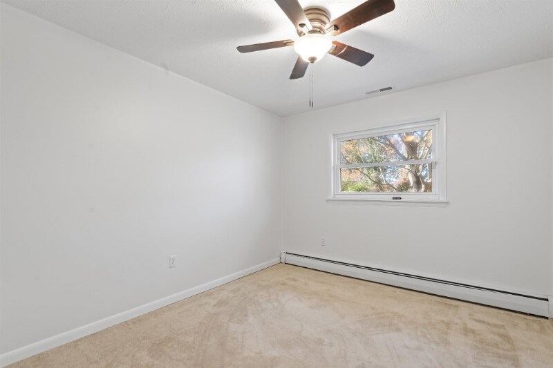 Building Photo - 315 Beaverdam Rd