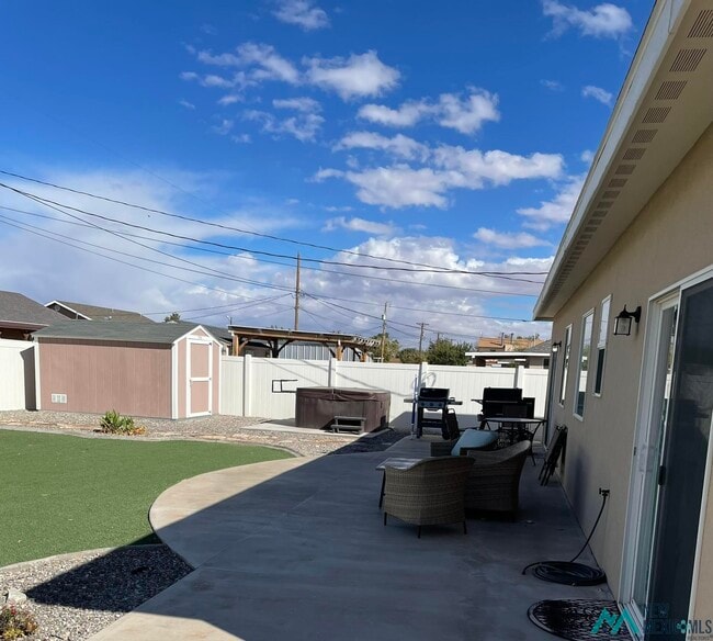 Building Photo - 1512 Champ Clark Ct