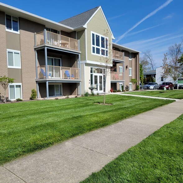 Building Photo - 540 S Campus Ave