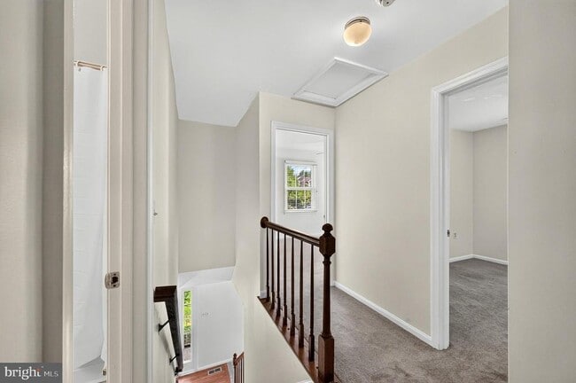 Building Photo - 14560 Creek Branch Ct