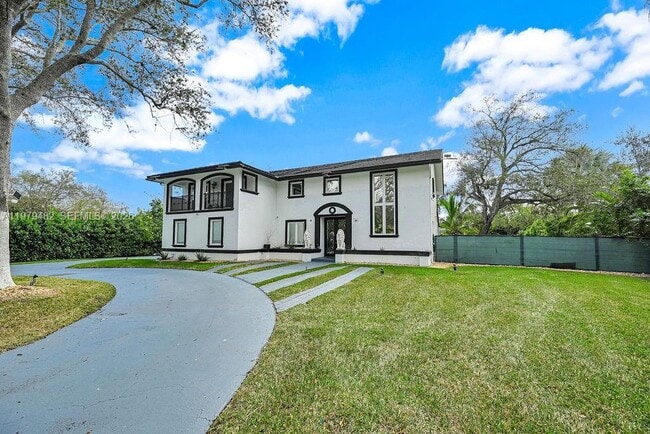 Building Photo - 7830 SW 120th St