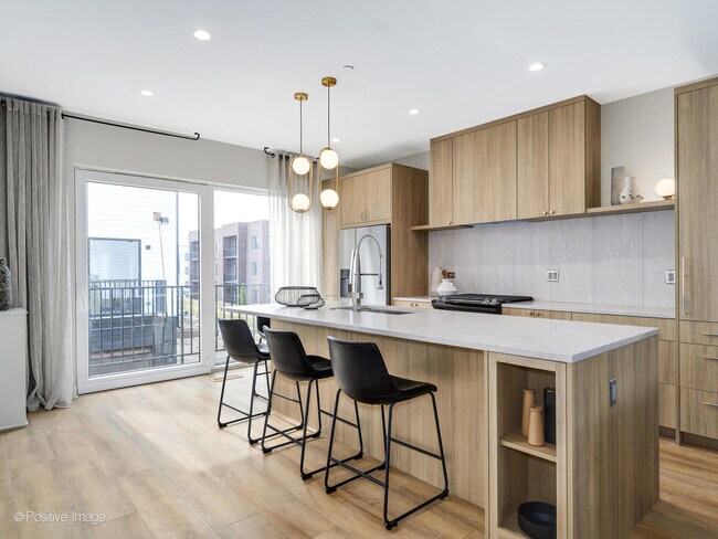 Building Photo - 3014 Birch Ln