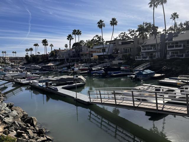 Building Photo - 4587 Cove Dr