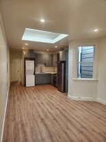 Building Photo - 166 Langton St