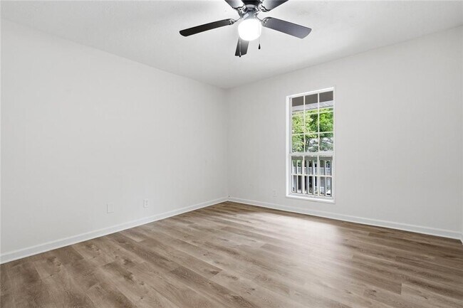 Building Photo - 106 Sterling Ct
