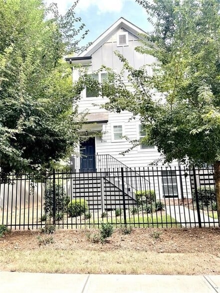 Building Photo - 3796 Oxford Cir