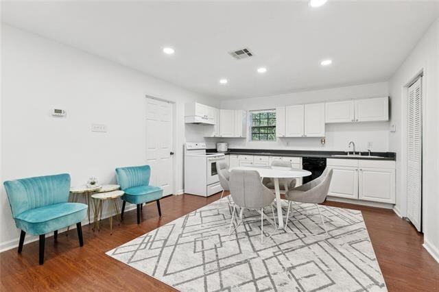 Building Photo - 1015 Roselawn St