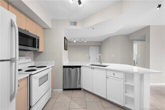 Building Photo - 3674 NW Adriatic Ln