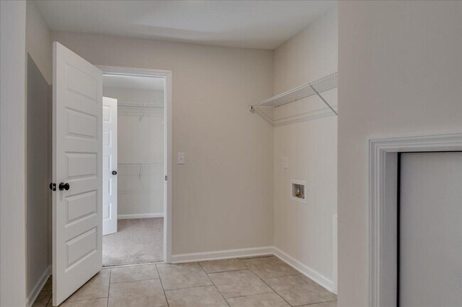 Building Photo - 5123 Huntley Trl