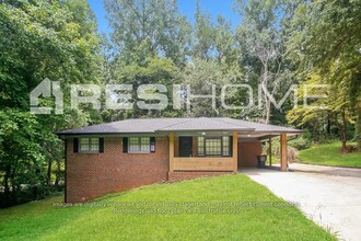 Building Photo - 3800 Cherokee Trails Dr SW