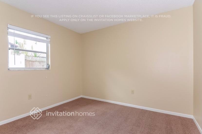 Building Photo - 6749 67th Ln N