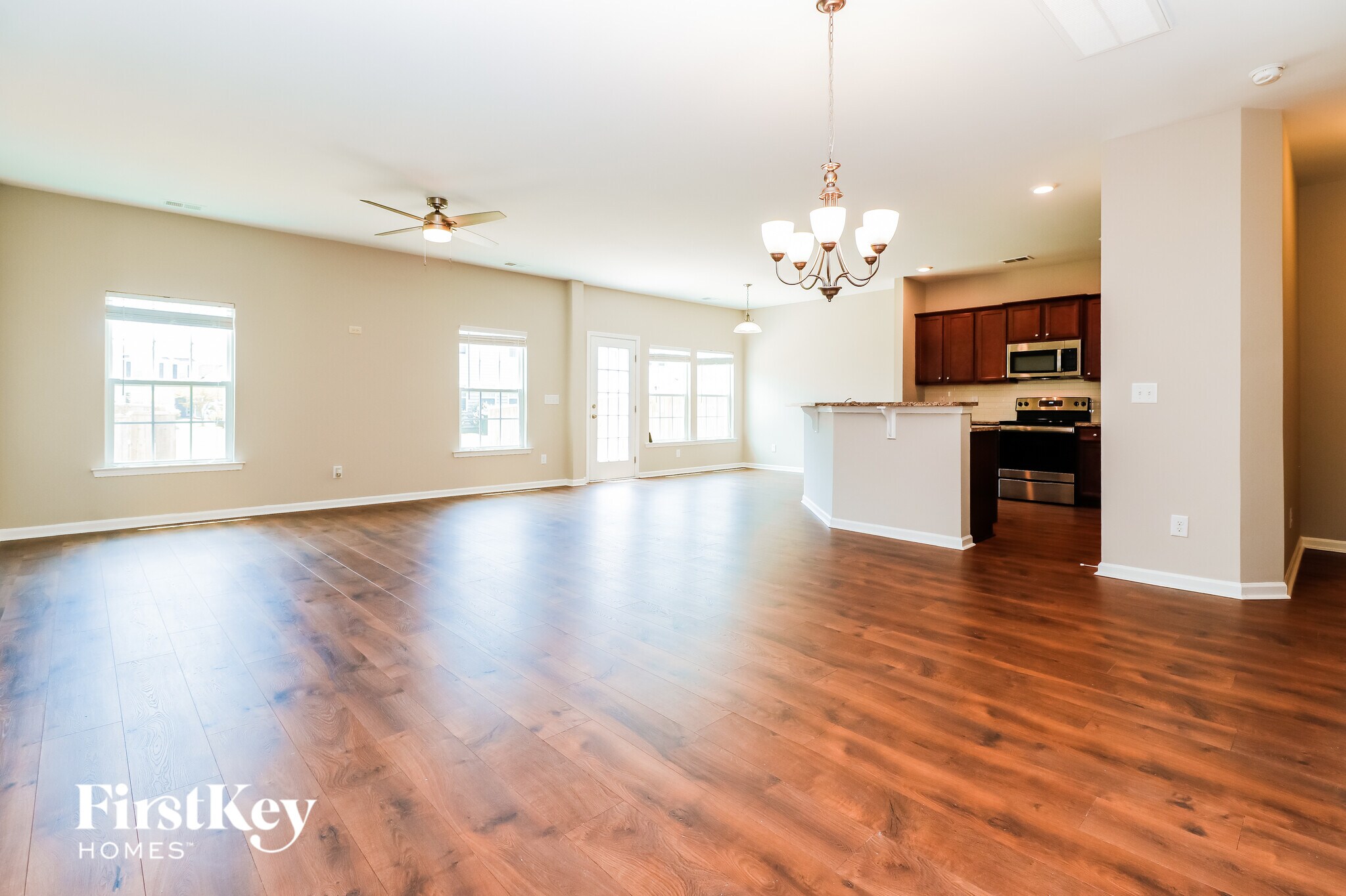 Building Photo - 343 Bradley Bend Dr