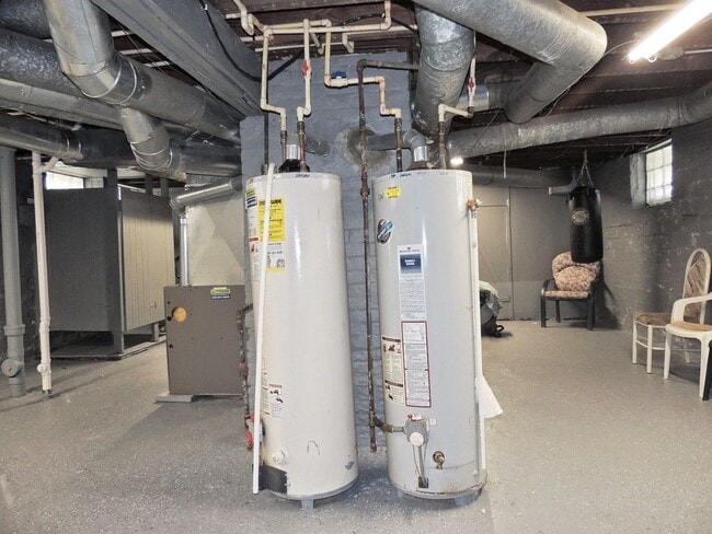 Building Photo - 1656 Eddington Rd