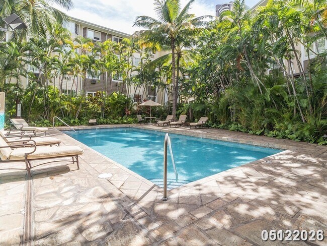 Building Photo - The Windsor, 1bd, 1.5ba, 1prking, Must See, Avail today!