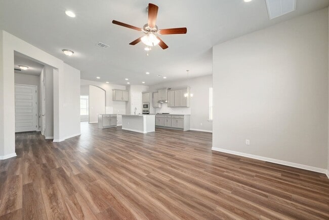 Building Photo - 3820 Brushy Creek Rd