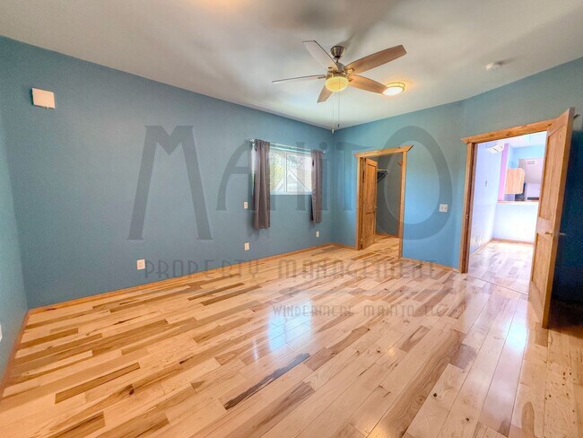 Building Photo - Spacious Dwight Merkel Home