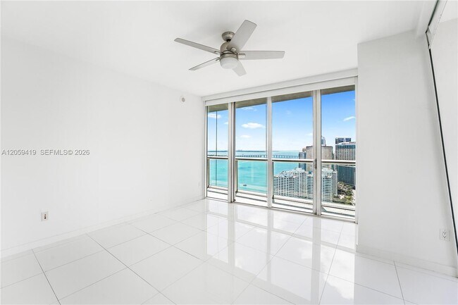 Building Photo - 495 Brickell Ave