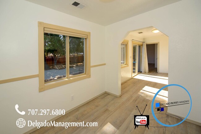 Building Photo - Gorgeous, newly remodeled home located nea...