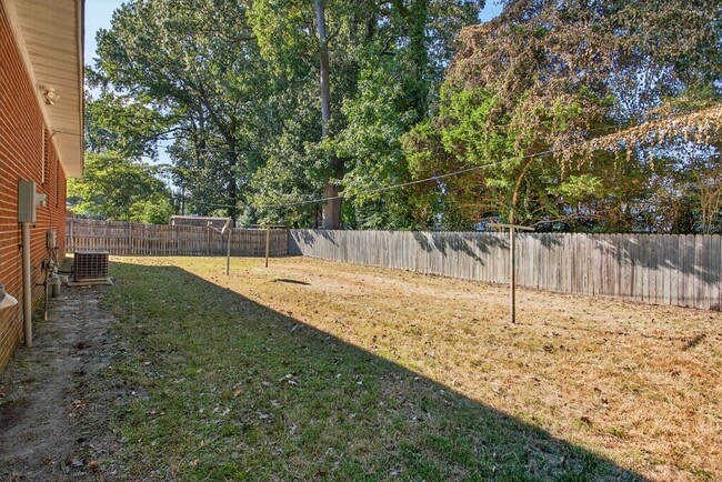 Building Photo - 347 Cabot Dr