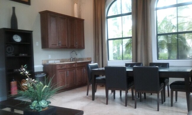 Building Photo - 1429 NW 48th St