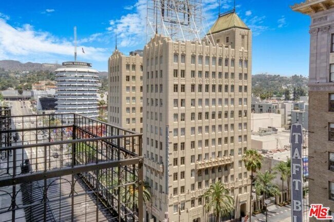 Building Photo - 1645 Vine St
