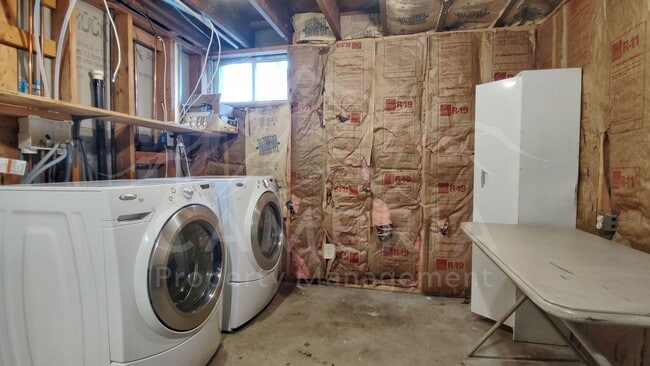 Building Photo - Beautiful 4 Bedroom Home in Sugarhouse