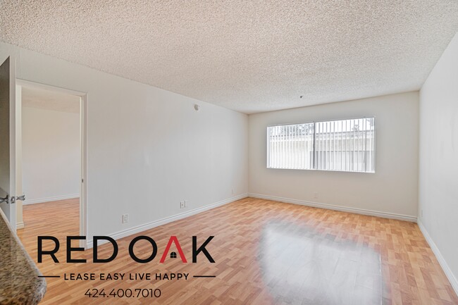 Primary Photo - Stunning, Bright Two Bedroom with Spacious...