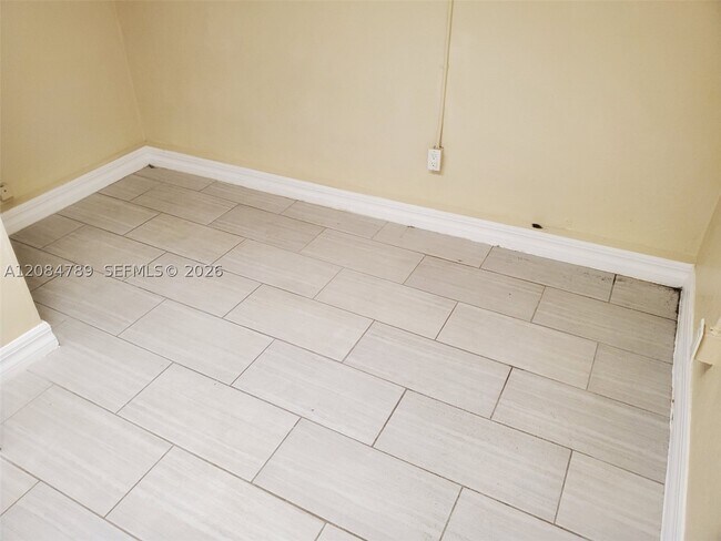 Building Photo - 36490 SW 192nd Ave