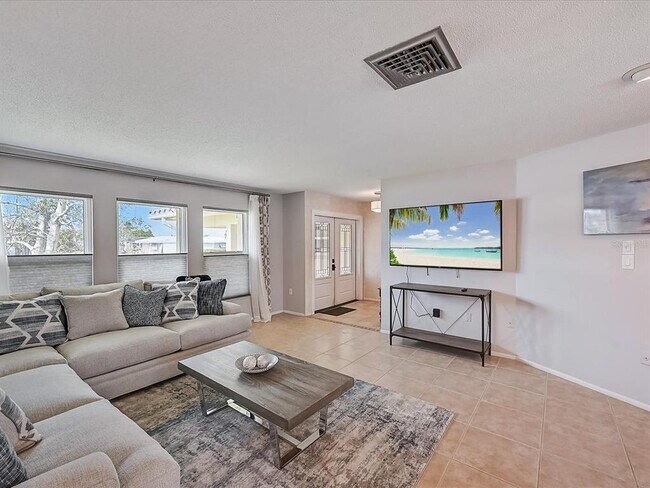 Building Photo - 10 Stone Mountain Blvd