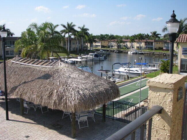 Building Photo - 2600 S Kanner Hwy