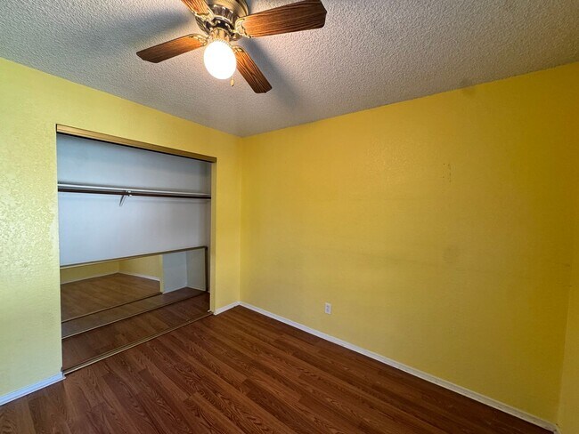 Building Photo - Very Nice Condo! 3 Miles to Cal Poly Groups Welcome Available June