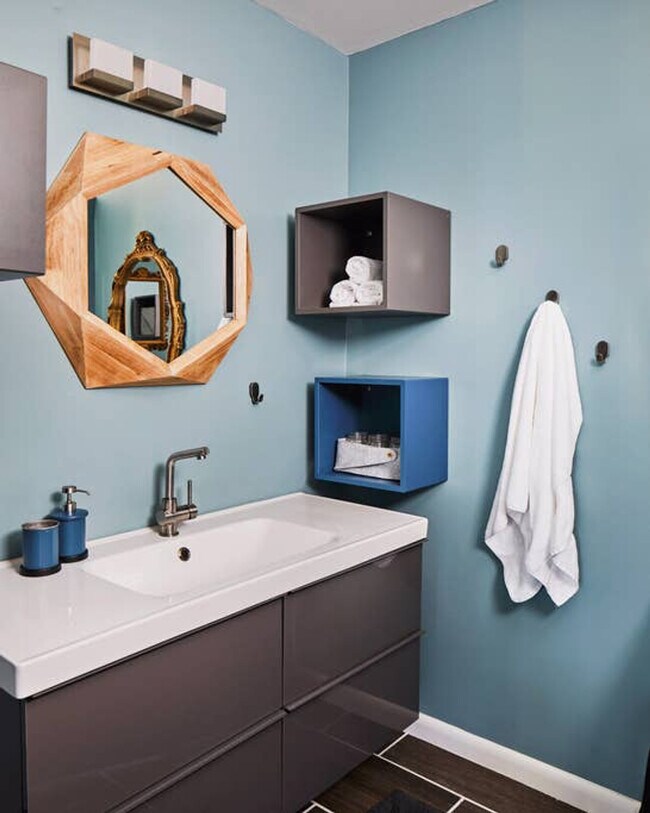 Building Photo - 3308 Cliff Rd