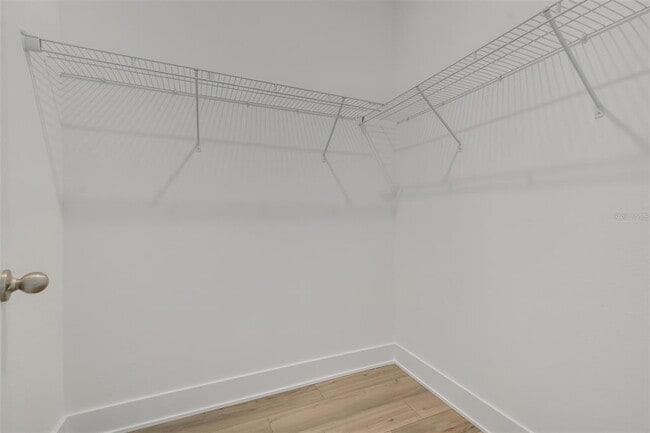 Building Photo - 15399 Hamlin Pk Dr