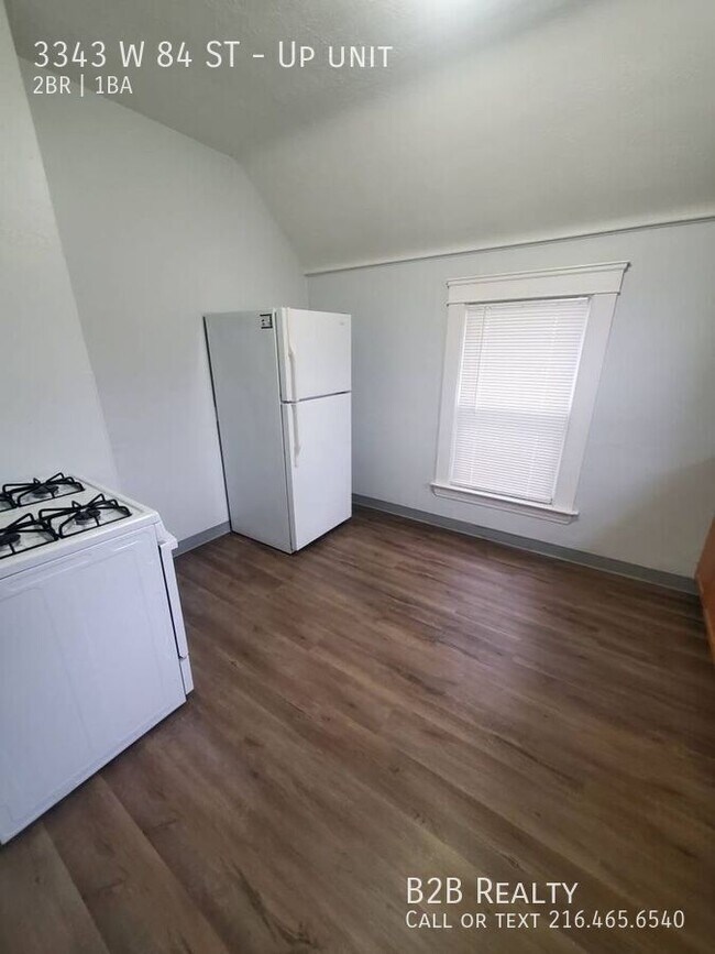 Building Photo - 3343 W 84th St